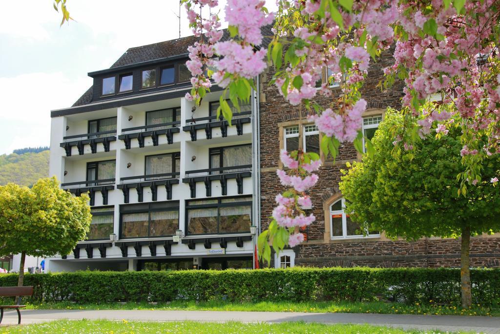 Hotel Klasen Кохем Экстерьер фото